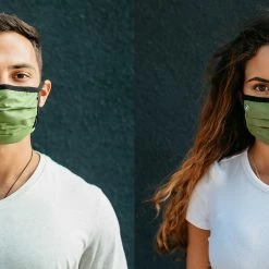 Blenders Eyewear Solid Mask (3 Pack) -Blenders Shop BLNDRS FaceMask Olive Split 01 1440X720 298e1dda 68d0 4861 9ae1 c8dce1d52713