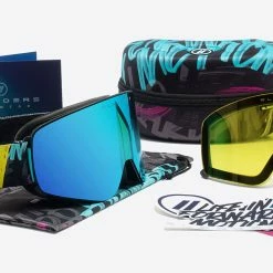 Blenders Eyewear Arctic Motion | Aura -Blenders Shop BLNDRS OutoftheBox Aura Artic Motion Prd 1 1440x720 fdd1c3e5 e637 47ff 8cb7 f0b9f0125b02