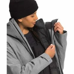 The North Face Women's Thermoball Eco Snow Triclimate Jacket -Blenders Shop fw22 nf0a4r18 hat modelclose3