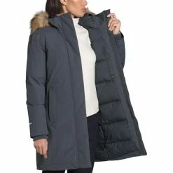 The North Face Women's Arctic Parka -Blenders Shop fw22 nf0a4r2v 174 modelint