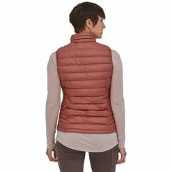 Patagonia Women's Down Sweater Vest - 2022 Model 17 Patagonia Women's Down Sweater Vest - 2022 Model -Blenders Shop fw22 wbf21 84628 rhp bh2