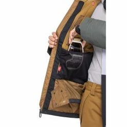 686 Men's GEO Insulated Jacket -Blenders Shop fw23 686 mensgeoinsulatedjacket goblingreencolorblock 6