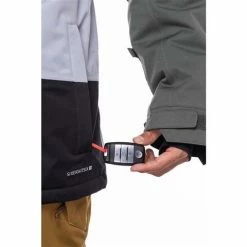 686 Men's GEO Insulated Jacket -Blenders Shop fw23 686 mensgeoinsulatedjacket goblingreencolorblock 7