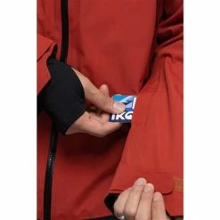 686 Men's GTX Hydrastash Sync Jacket -Blenders Shop fw23 686 mensgtxhydrastashsyncjacket brickredcolorblock 17