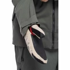 686 Men's GTX Hydrastash Sync Jacket -Blenders Shop fw23 686 mensgtxhydrastashsyncjacket goblingreen 4