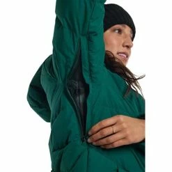 Burton Women's Loyll Down Jacket -Blenders Shop fw23 burton womensloylldownjacket botanicalgarden 3