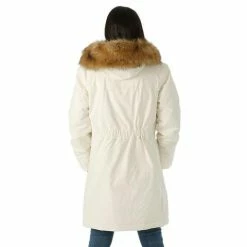 The North Face Women's Arctic Parka -Blenders Shop fw23 tnf womensarcticparka white model3
