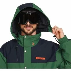 Volcom Men's Longo Gore-Tex Jacket -Blenders Shop fw23 volcom menslongogoretexjacket military 4